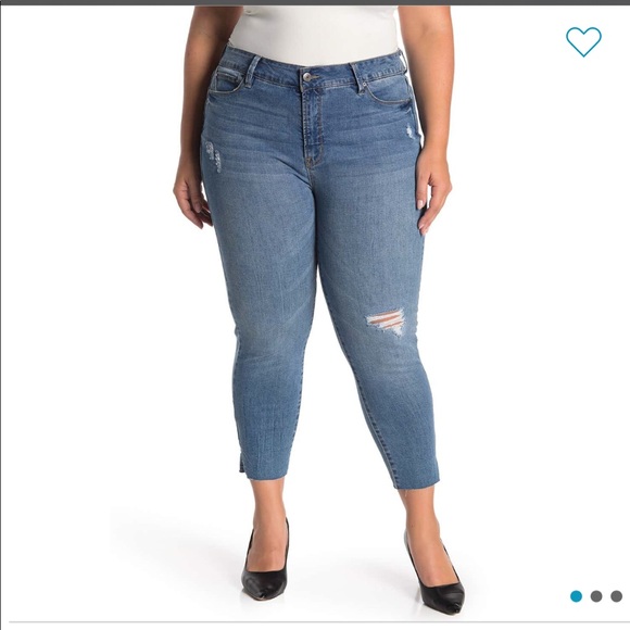 Rebel Wilson Denim - NWT Rebel Wilson X Angels 😇 Cropped Jeans SZ 24W